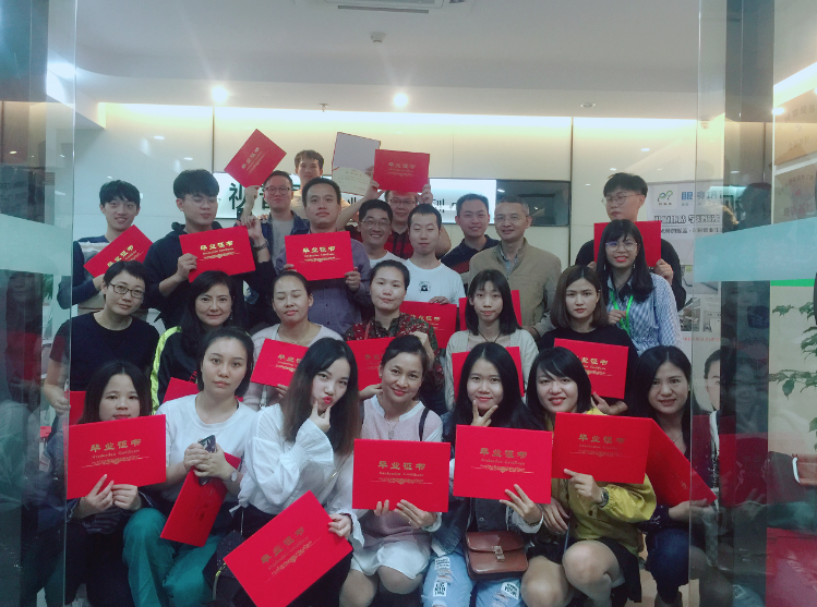 第四屆視普泰驗光定配學員畢業(yè)照