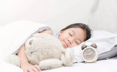 孩子每天睡眠不足9小時(shí)，近視風(fēng)險(xiǎn)增9倍