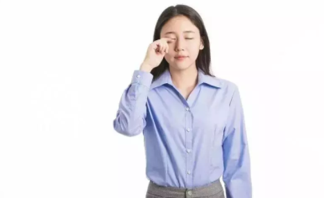 【驗光配鏡知識】眼睛干澀、刺痛？眼科專家教你如何自查干眼癥