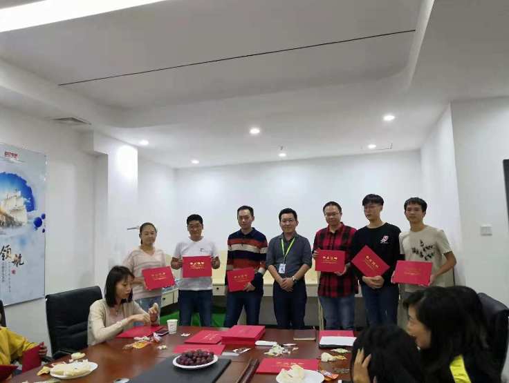 深圳視普泰第四屆驗光師定配工培訓(xùn)班順利畢業(yè)！??！