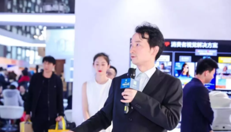 依視路：以“眼健康中國策”為主題，攜行業(yè)大咖探討眼健康 | 上海展
