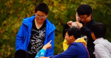 南昌多部門聯(lián)合出招：明確家庭、學校、醫(yī)療機構(gòu)責任，近視防控動真格