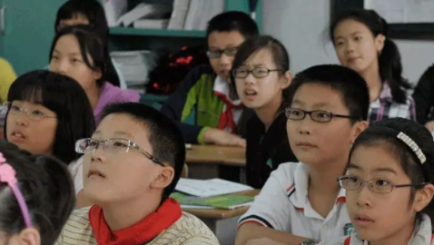 國家衛(wèi)生健康委員會(huì)發(fā)布多版本《兒童青少年近視防控健康教育核心信息》