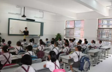 3年“教室燈光”監(jiān)測(cè)，哈爾濱市中小學(xué)衛(wèi)生保健所長(zhǎng)建議從光源入手防控近視