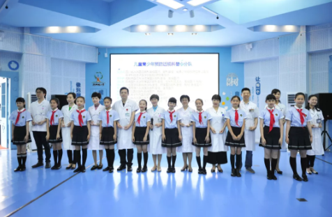 科學(xué)防控兒童青少年近視，我們共同努力：四川省預(yù)防近視公益廣告片上線