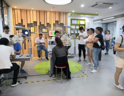 視普泰第七屆驗光定配技能精修考證班順利畢業(yè)?。?！