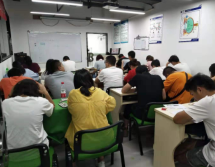 視普泰第八屆驗光定配考證培訓技能精修班學員畢業(yè)啦?。?！