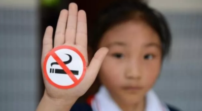 中國(guó)男性青少年吸煙率達(dá)34%：吸煙不僅影響心血管系統(tǒng)，還損害視力