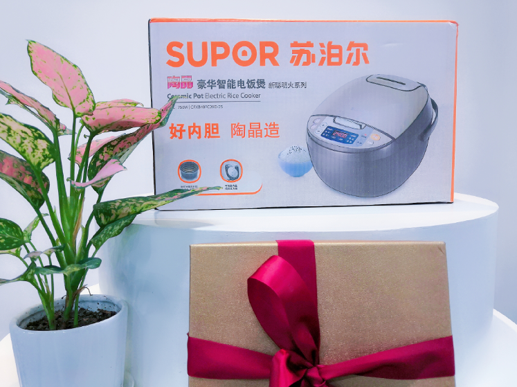 視普泰眼鏡培訓(xùn)2019年度師生總結(jié)暨圣誕歡樂“趴”